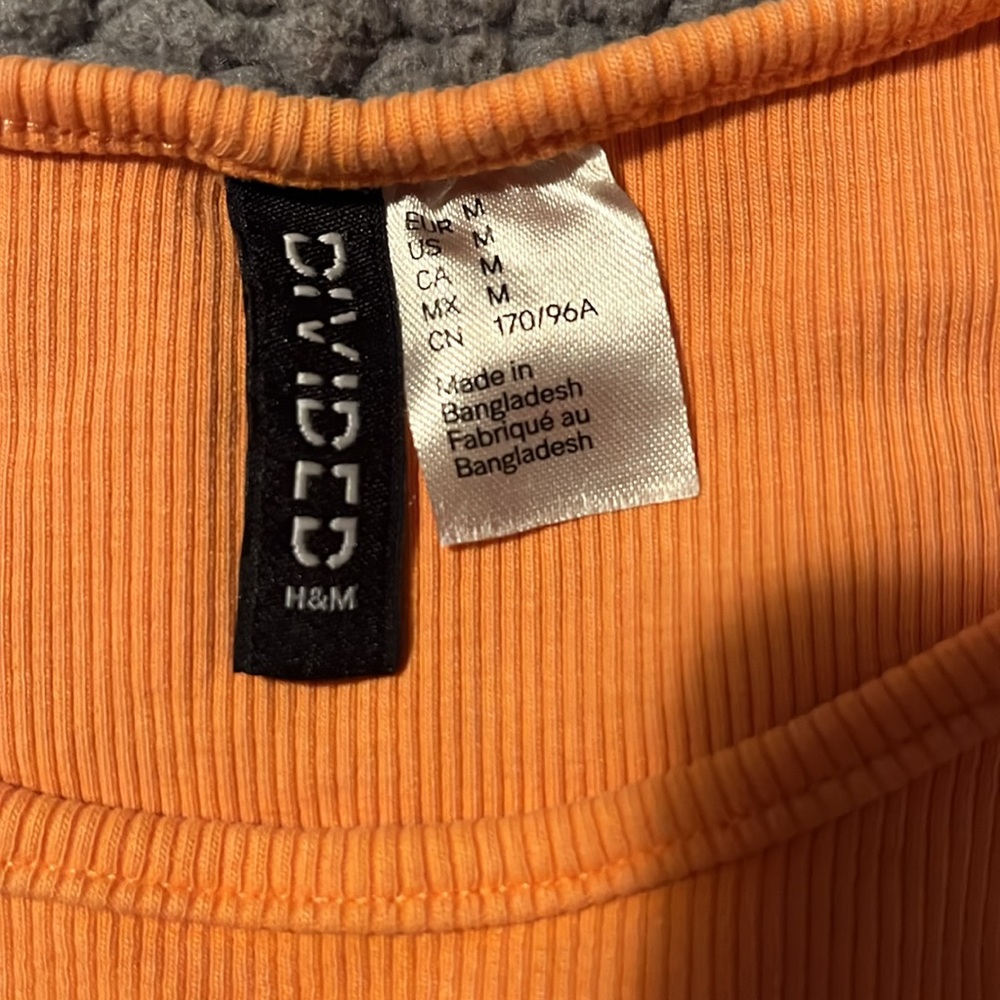 Cropped tee - Picture 2 of 2
